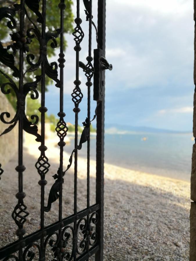 Maruna House มาสเลนีซา ภายนอก รูปภาพ